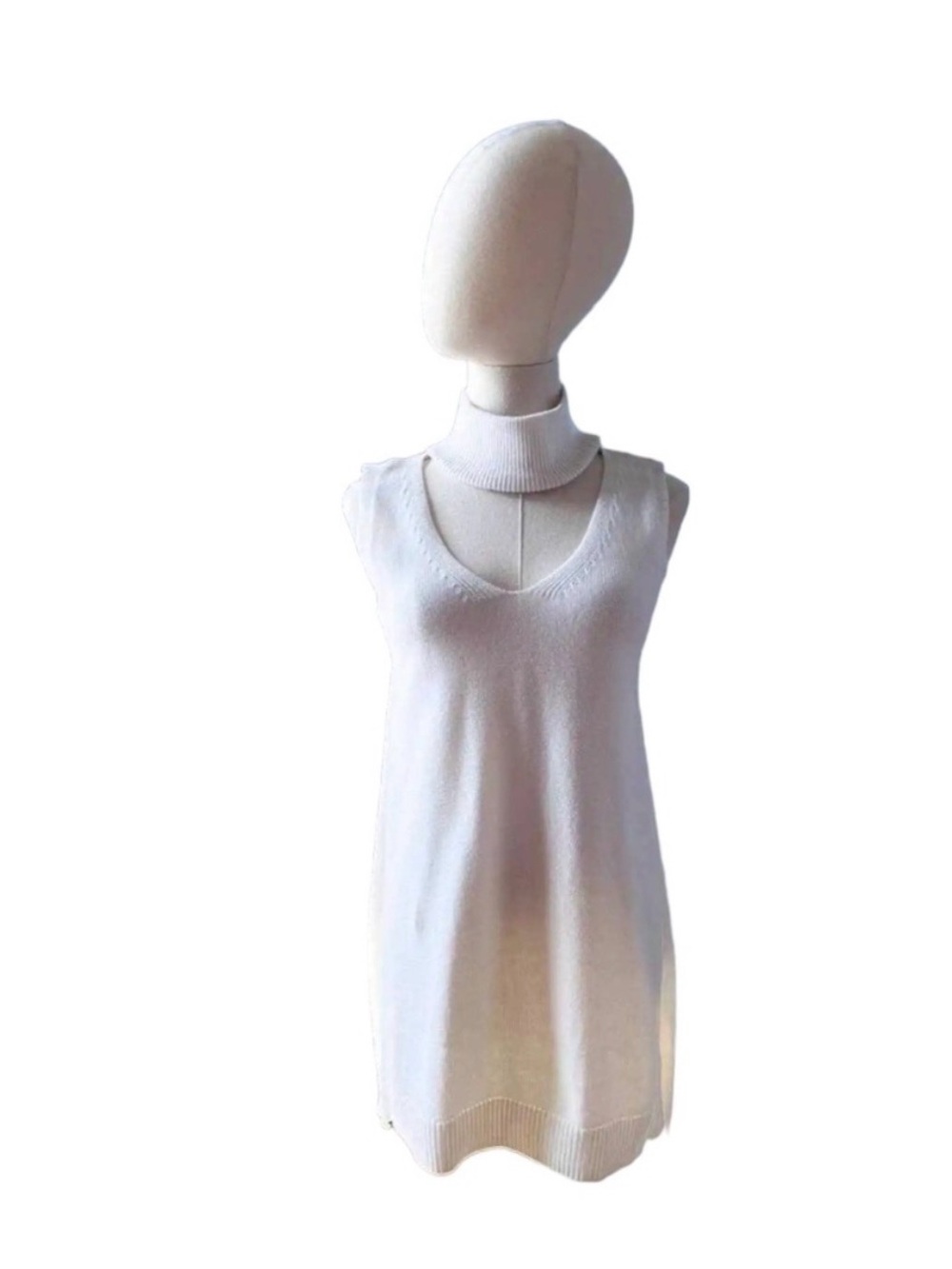 Milly Sleeveless V-Neck Knit Tunic with Mock Neck - White Size P/Small